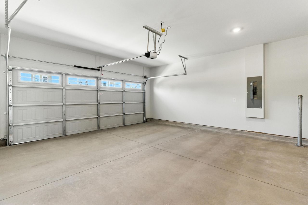 55 Crosswick Street Photo 37