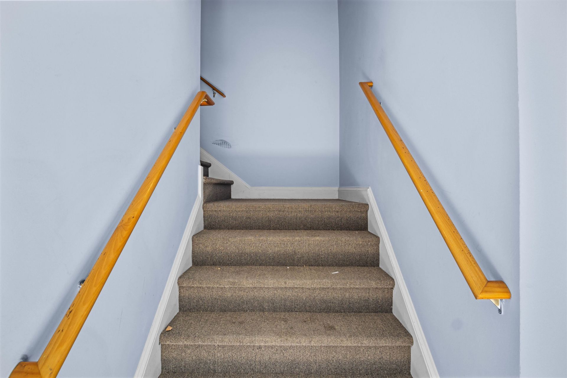 150 Sun Light Dr. Photo 15