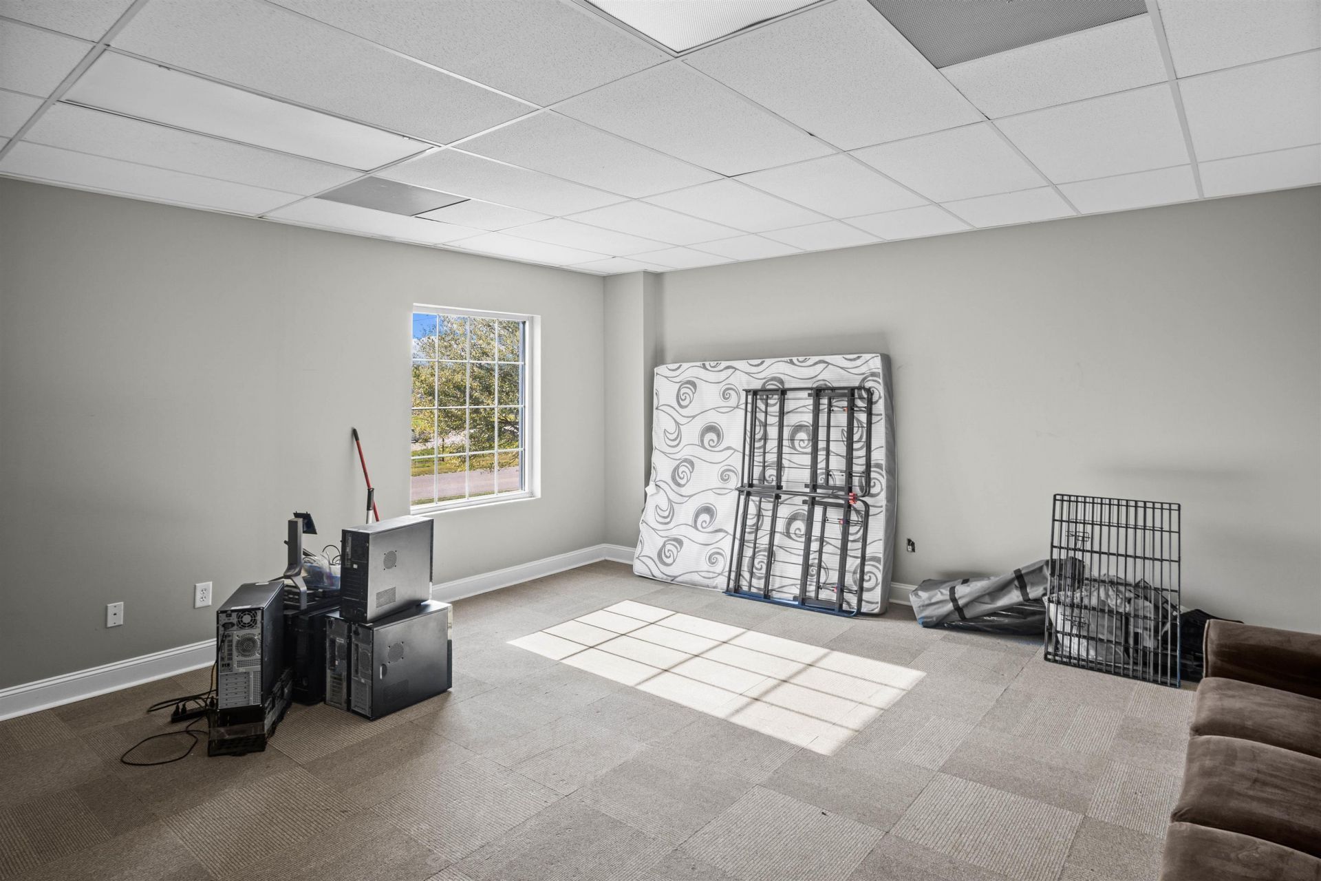 150 Sun Light Dr. Photo 20