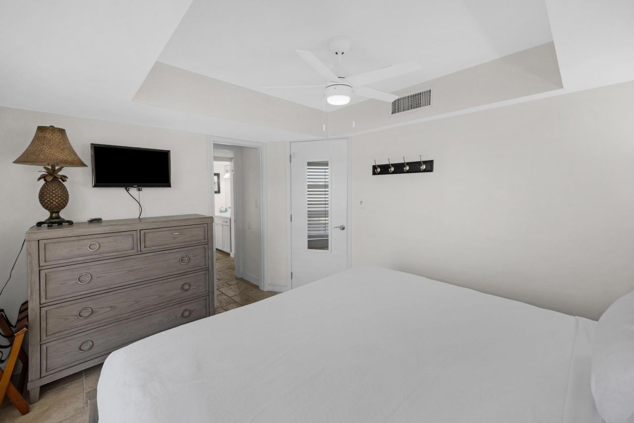 4402 Marina Villa Drive, Duck, FL 33050 Photo