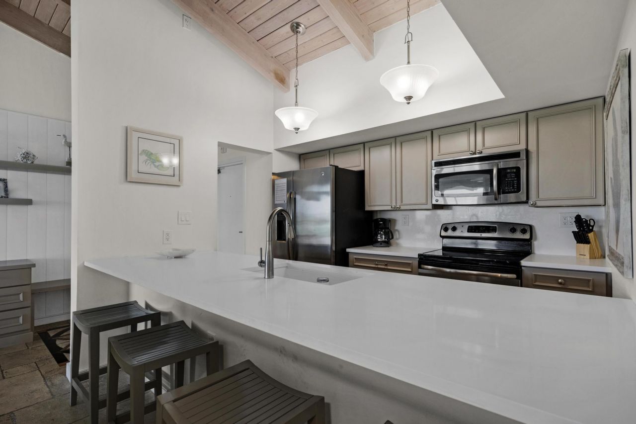 4402 Marina Villa Drive, Duck, FL 33050 Photo