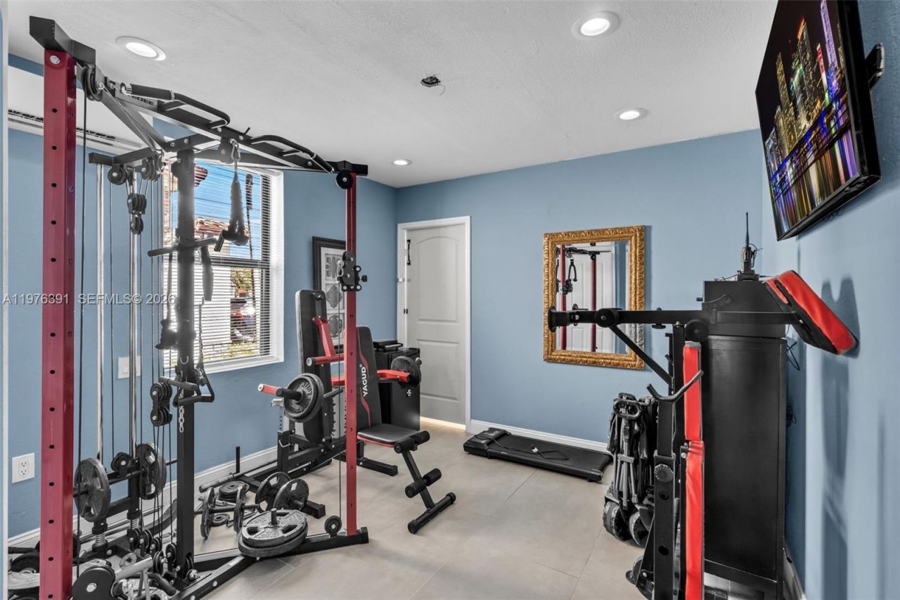 3747 NE 1st St, Homestead, FL 33033 Photo