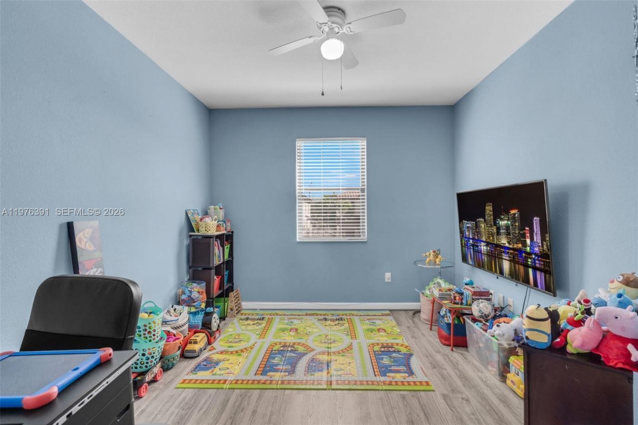 3747 NE 1st St, Homestead, FL 33033 Photo