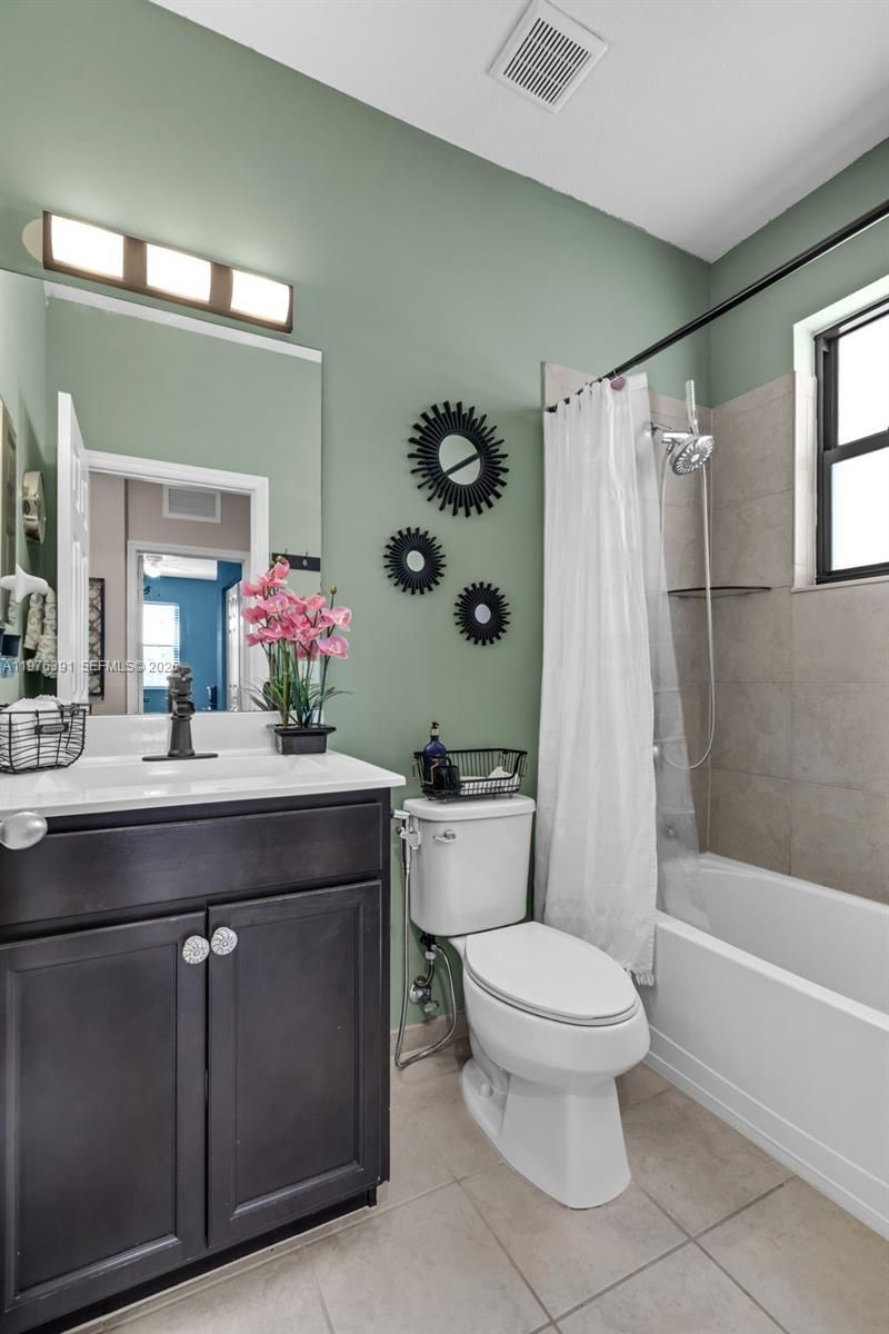 3747 NE 1st St, Homestead, FL 33033 Photo