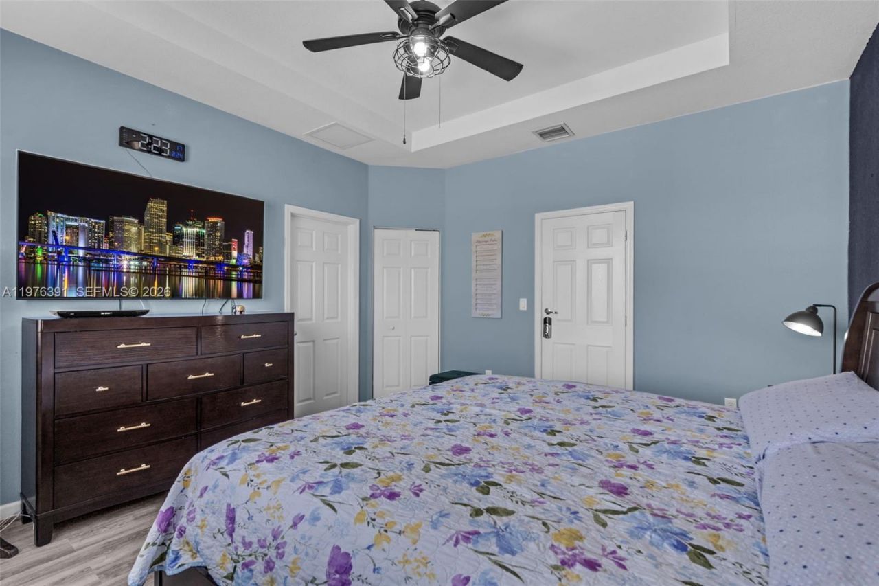 3747 NE 1st St, Homestead, FL 33033 Photo