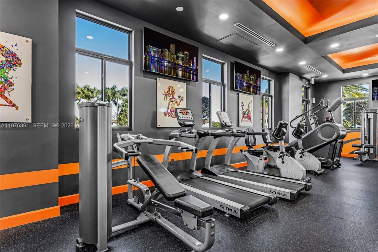 3747 NE 1st St, Homestead, FL 33033 Photo