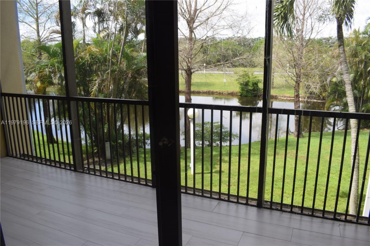 2821 SW 87th Ave, Unit 812, Davie, FL 33328 Photo