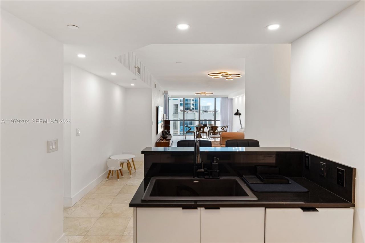 3101 S Ocean Drive , Unit 1504, Hollywood, FL 33019 Photo