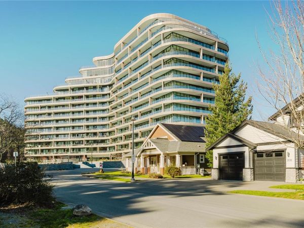 2000 Hannington Rd, Unit 705, Langford, BC V9B 7C1