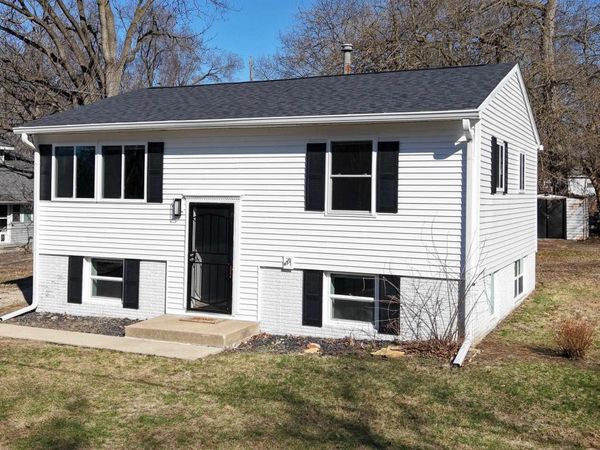 3007 W NEBRASKA Avenue, Peoria, IL 61604