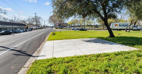 711 Oak St, Roseville, CA 95678 Photo