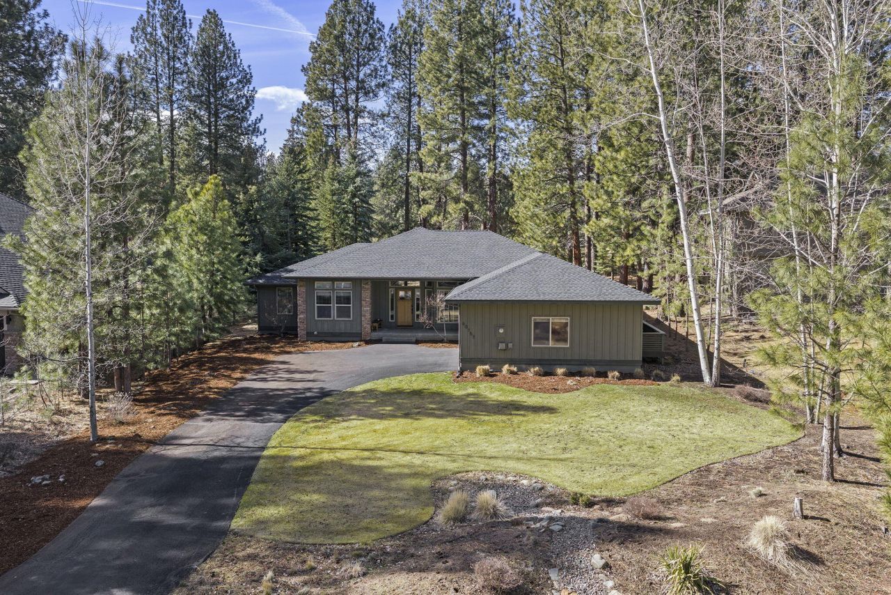 60757 Golf Village Loop, Bend, OR 97702 Main Photo