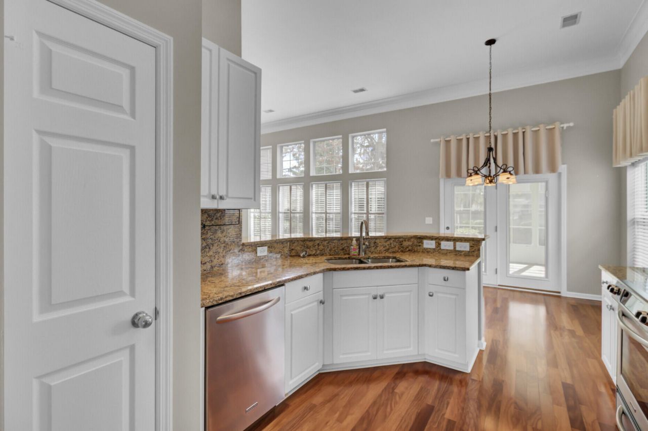 104 Pristine Court Photo 18