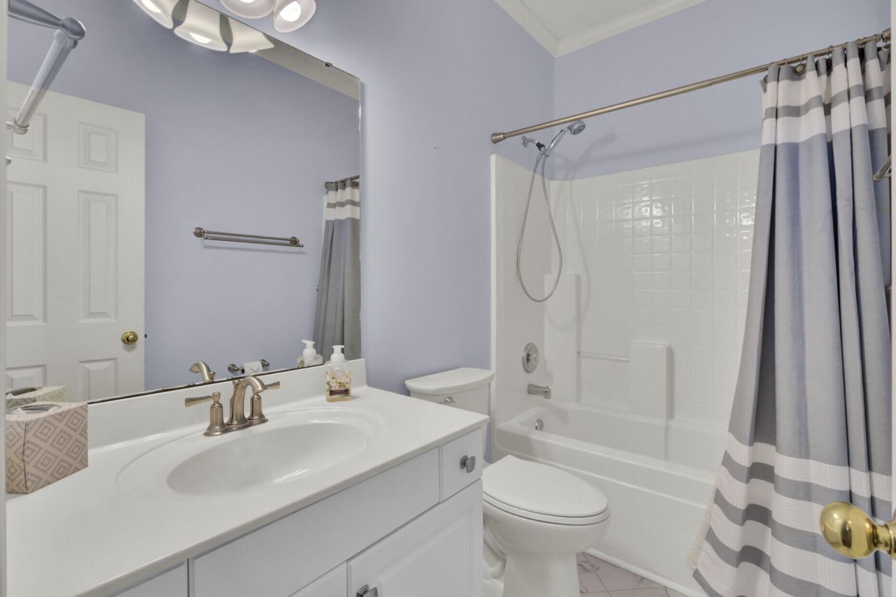 104 Pristine Court Photo 32