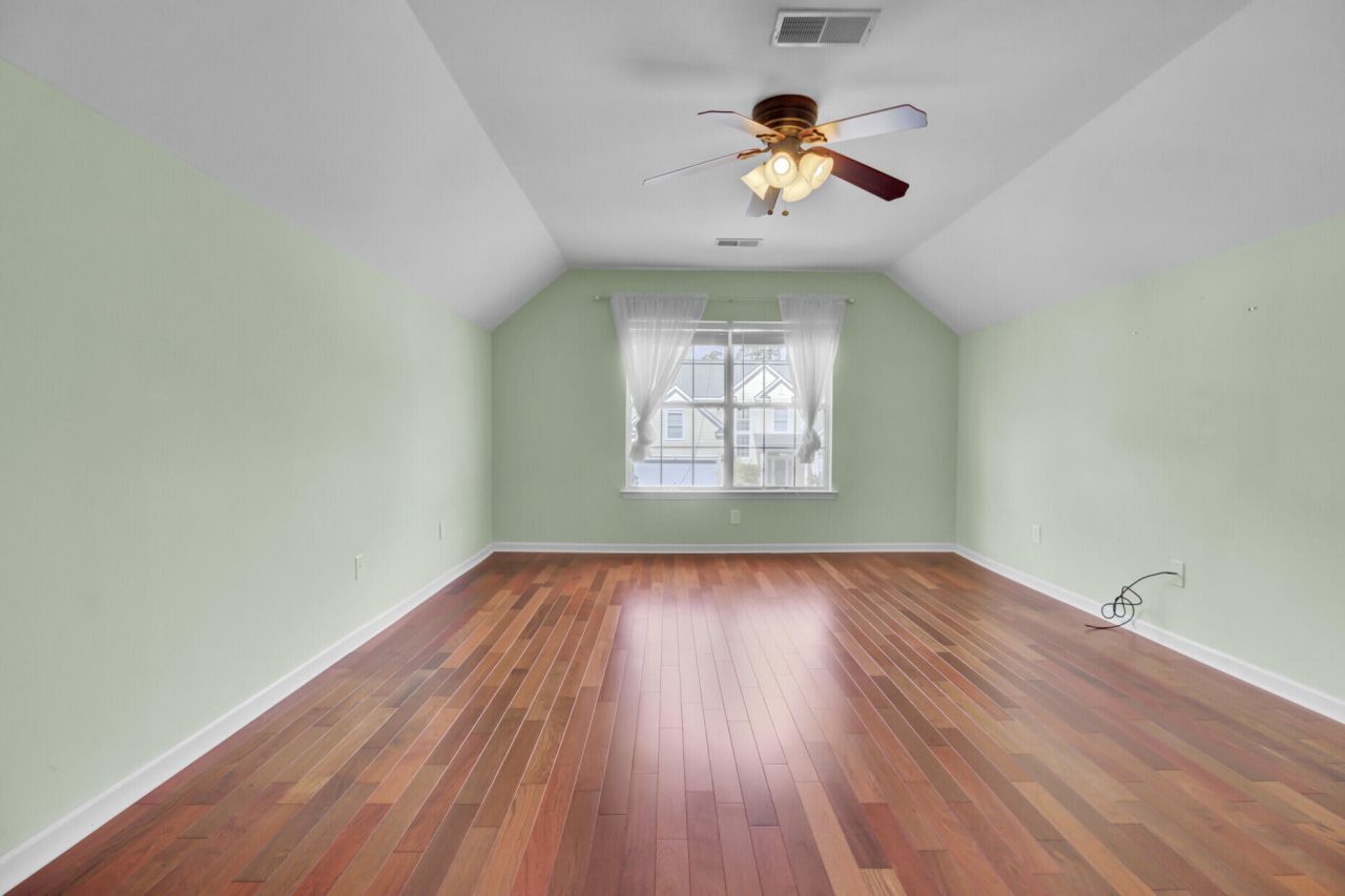 104 Pristine Court Photo 36