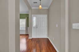 104 Pristine Court photo 4