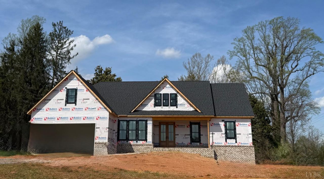 1023 Bradford Crossing Place, Goode, VA 24556