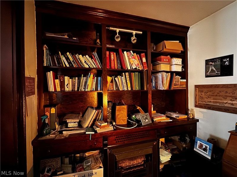 46 S Crawford Street, Millersburg, OH 44654 Photo 10