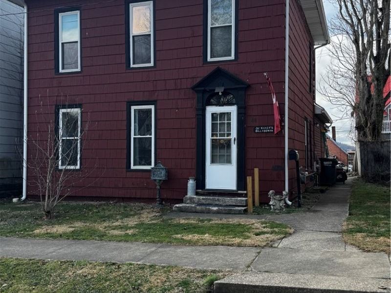 46 S Crawford Street, Millersburg, OH 44654 Photo 2