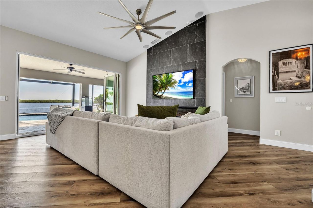 3708 Peace River Drive, Punta Gorda, FL 33983 Photo