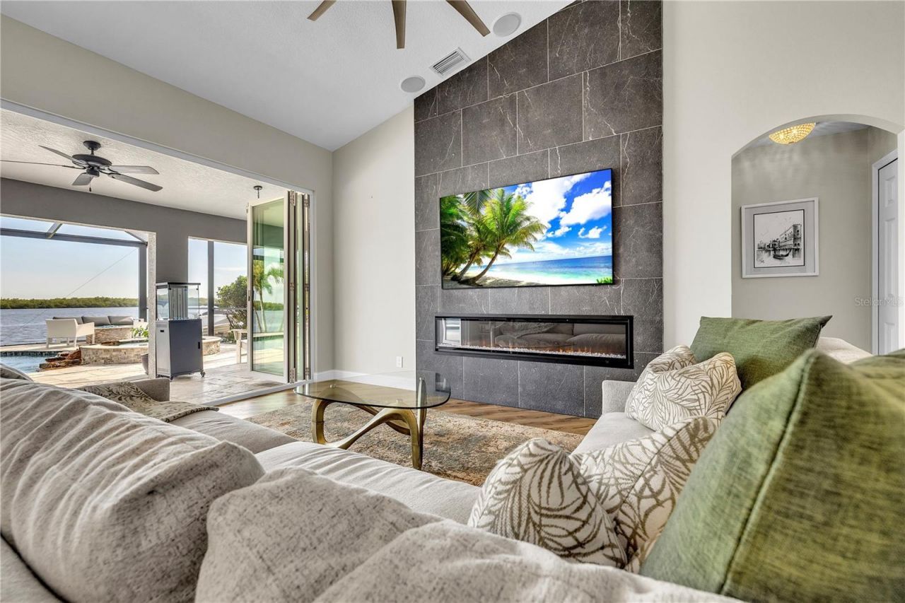 3708 Peace River Drive, Punta Gorda, FL 33983 Photo