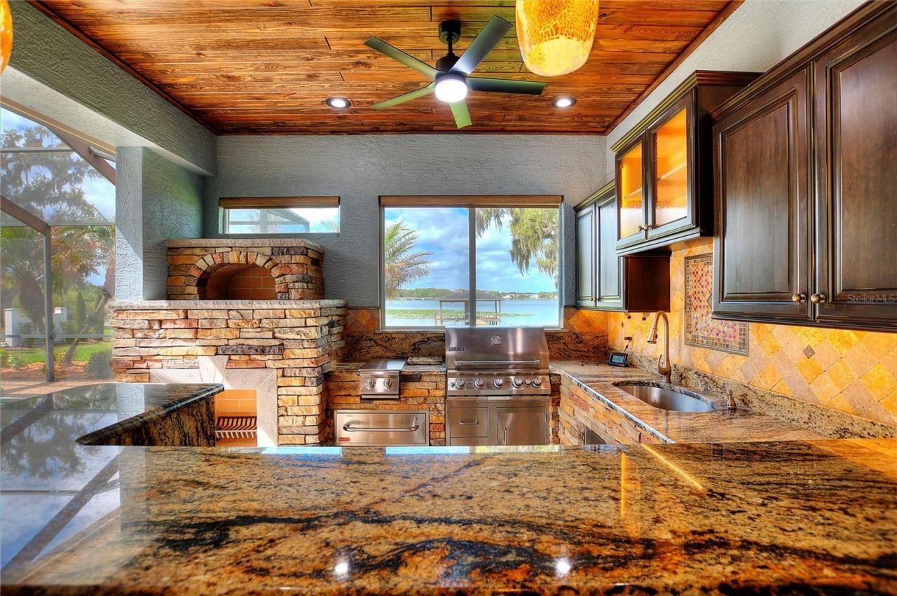 4848 Island Shores Lane, Lakeland, FL 33809 Photo