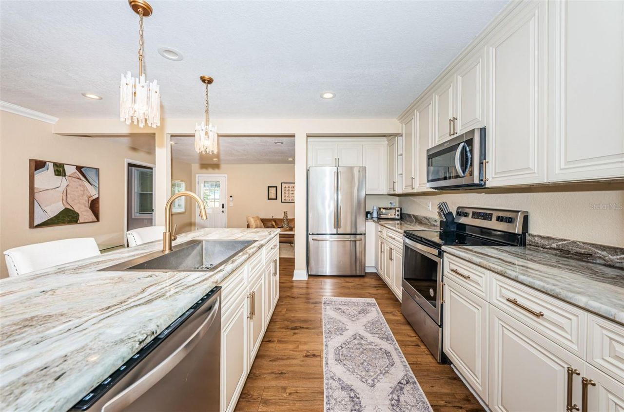 1735 23rd Avenue N, Saint Petersburg, FL 33713 Photo