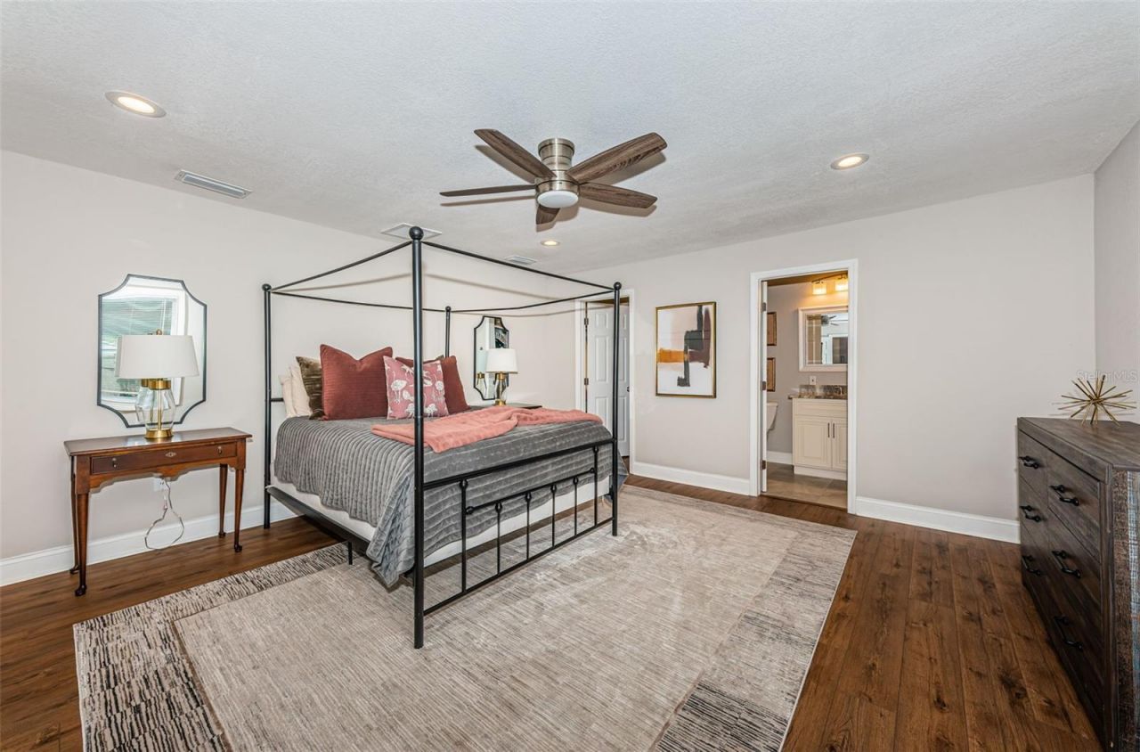 1735 23rd Avenue N, Saint Petersburg, FL 33713 Photo