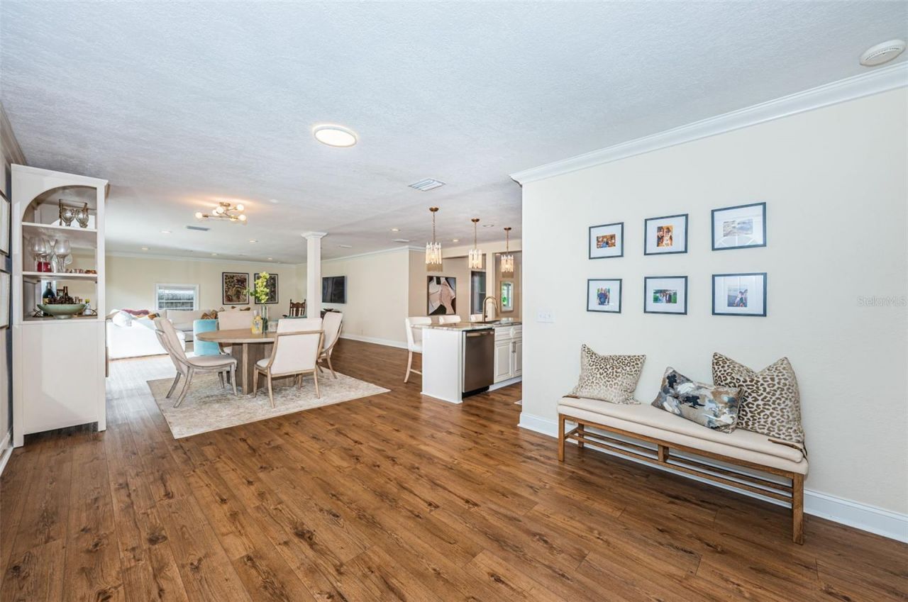 1735 23rd Avenue N, Saint Petersburg, FL 33713 Photo