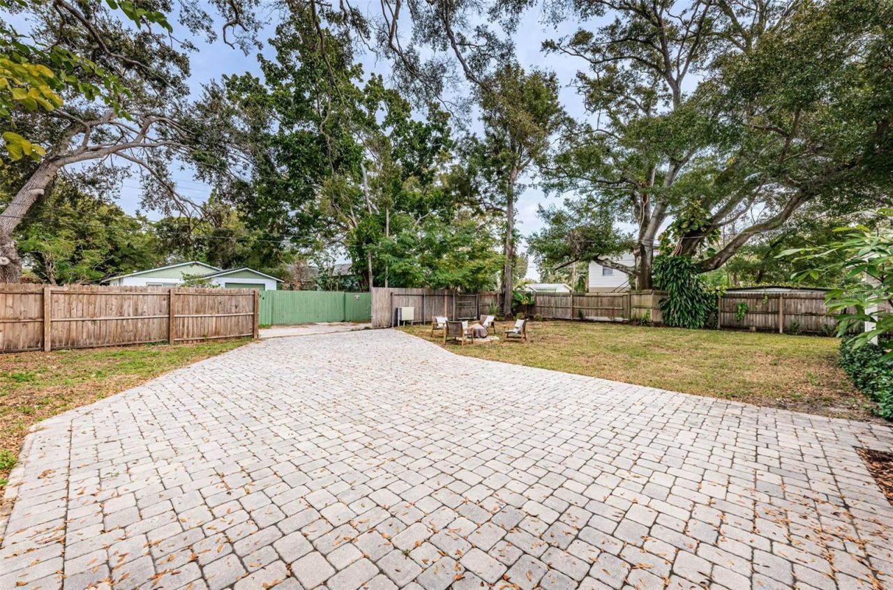 1735 23rd Avenue N, Saint Petersburg, FL 33713 Photo