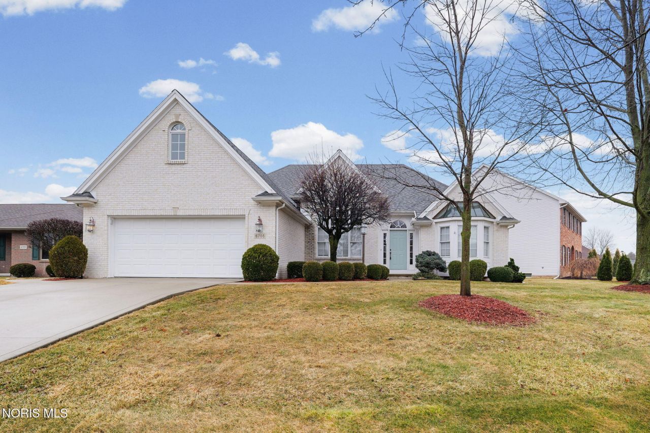 6708 Buck Creek Dr , Maumee, OH 43537 Main Photo