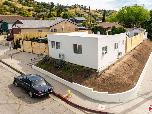 2900 Asbury Street, Los Angeles, CA 90065