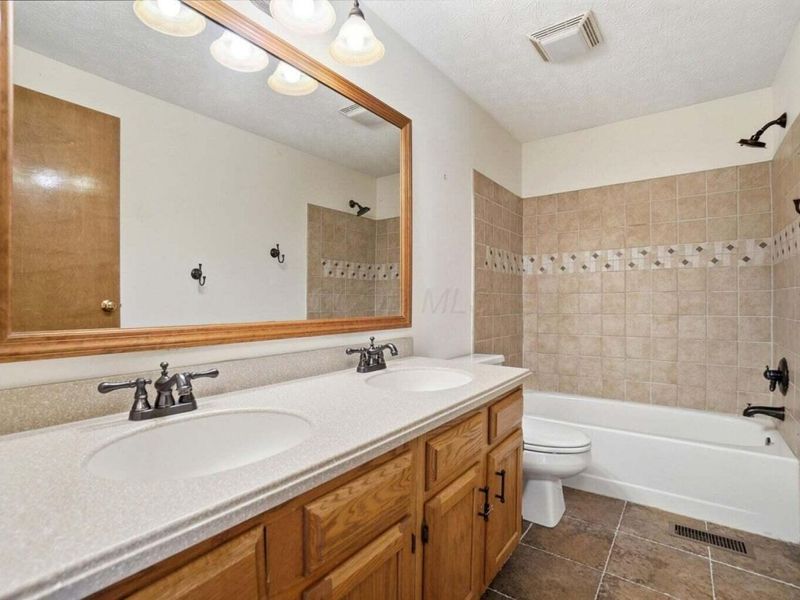 1986 Sutter Parkway , Dublin, OH 43016 Photo 13