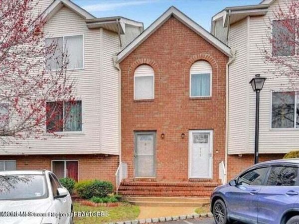 603 Holly Drive, Perth Amboy, NJ 08862