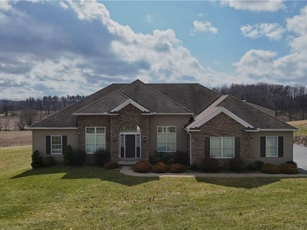 49235 Hickman Road , East Liverpool, OH 43920