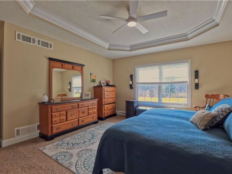 49235 Hickman Road , East Liverpool, OH 43920 Photo 17