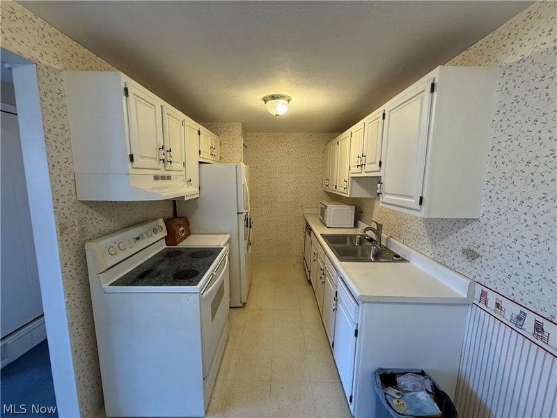 9721 Sunrise Boulevard, Unit l-1, North Royalton, OH 44133 Photo 10