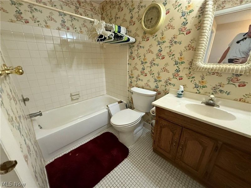 9721 Sunrise Boulevard, Unit l-1, North Royalton, OH 44133 Photo 19