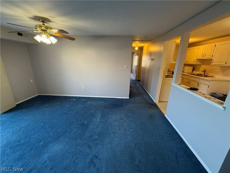 9721 Sunrise Boulevard, Unit l-1, North Royalton, OH 44133 Photo 6