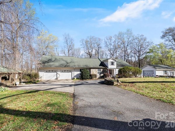 188 Oak Forest Circle, Gaffney, SC 29341