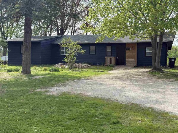 242 River Forest Road, Evansdale, IA 50707