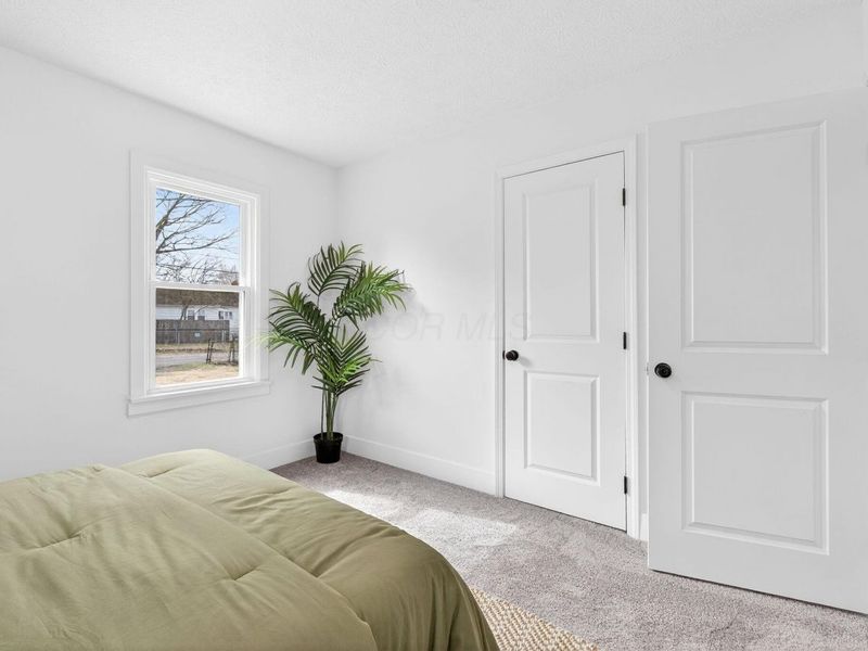 1099 Lawrence Drive , Columbus, OH 43207 Photo 15