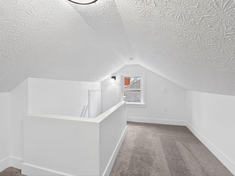 1099 Lawrence Drive , Columbus, OH 43207 Photo 20