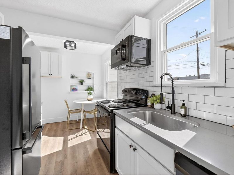 1099 Lawrence Drive , Columbus, OH 43207 Photo 6