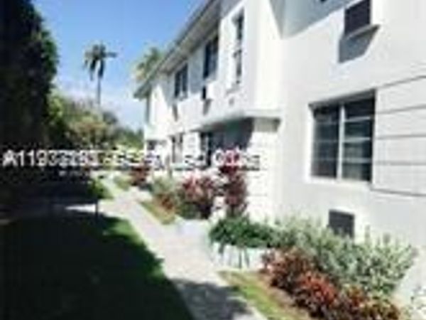1995 Marseille Dr , Unit 2, Miami Beach, FL 33141