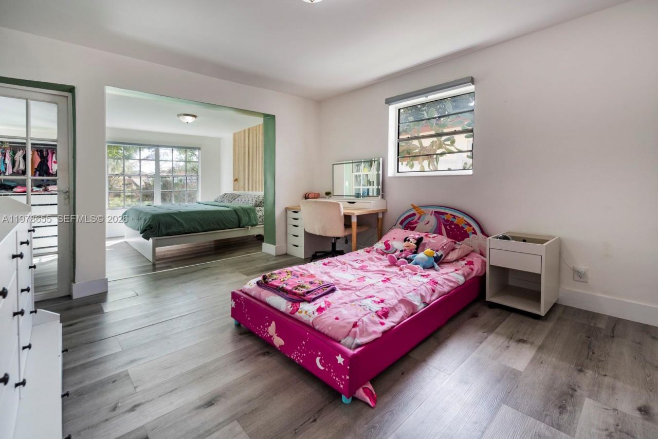 350 SW 30th Ter, Fort Lauderdale, FL 33312 Photo