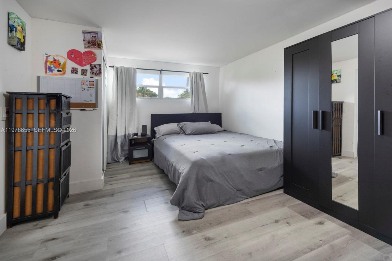 350 SW 30th Ter, Fort Lauderdale, FL 33312 Photo