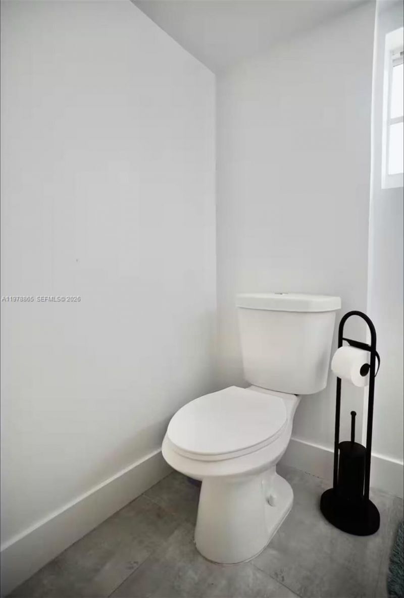 1904 SW 28th St, Fort Lauderdale, FL 33315 Photo