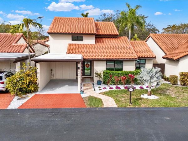 9066 SW 112th Ct, Miami, FL 33176