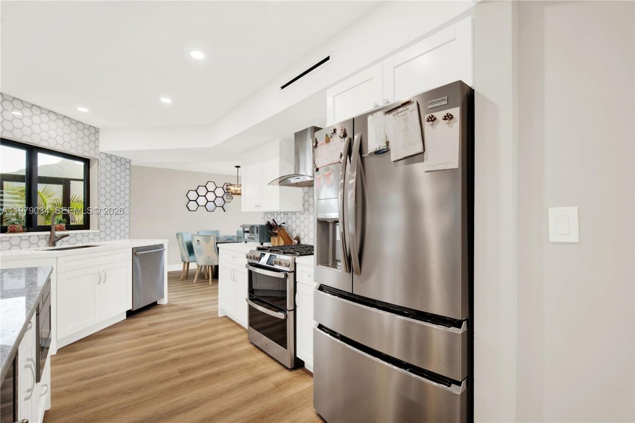 9066 SW 112th Ct, Miami, FL 33176 Photo